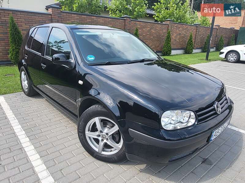 Volkswagen Golf 2002