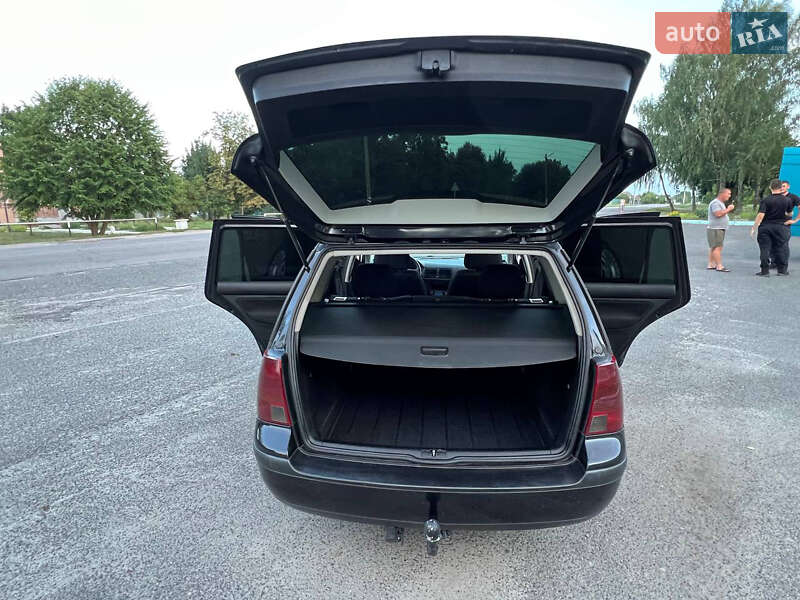 Универсал Volkswagen Golf 2003 в Лубнах