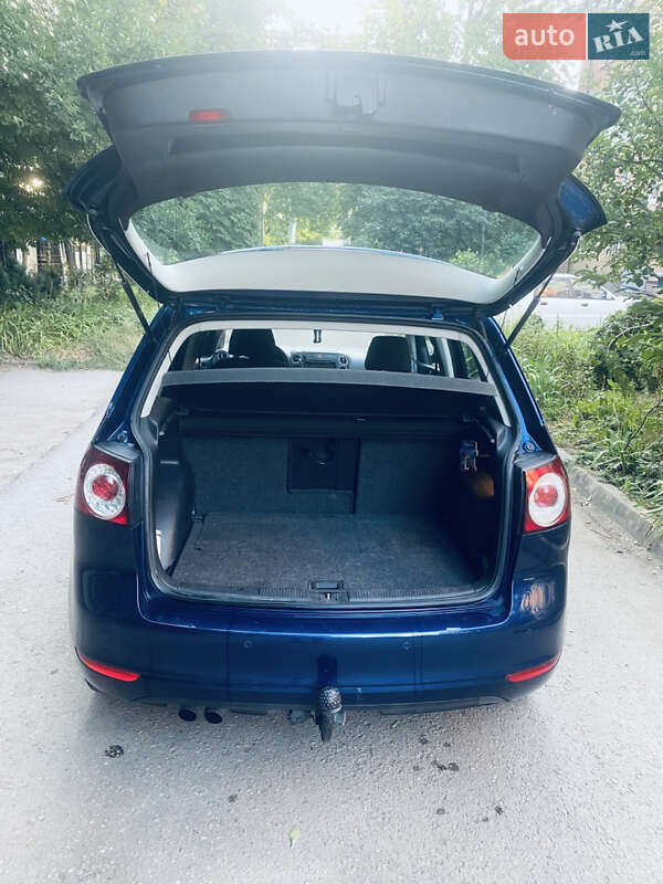 Универсал Volkswagen Golf 2009 в Кропивницком