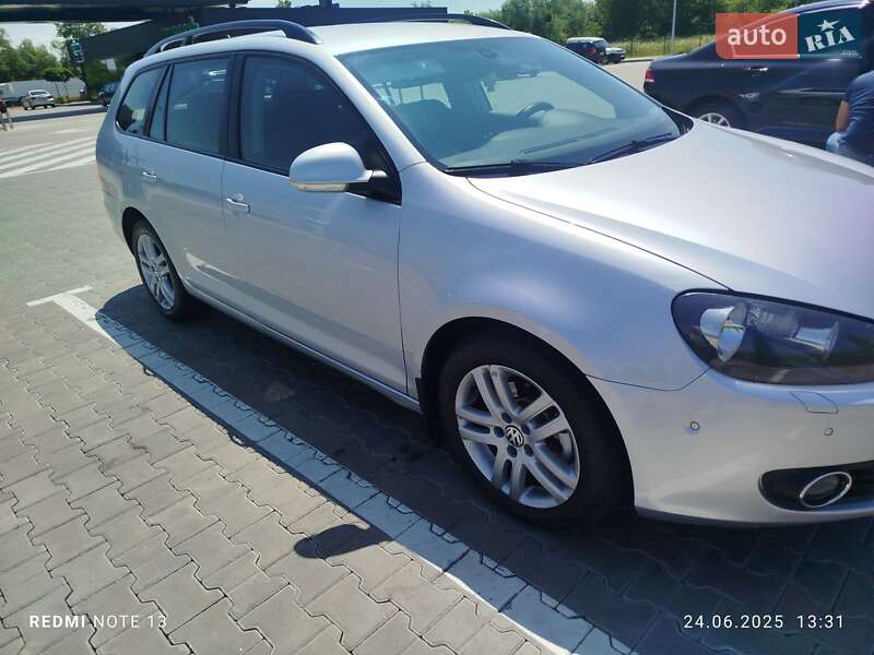 Универсал Volkswagen Golf 2012 в Стрые