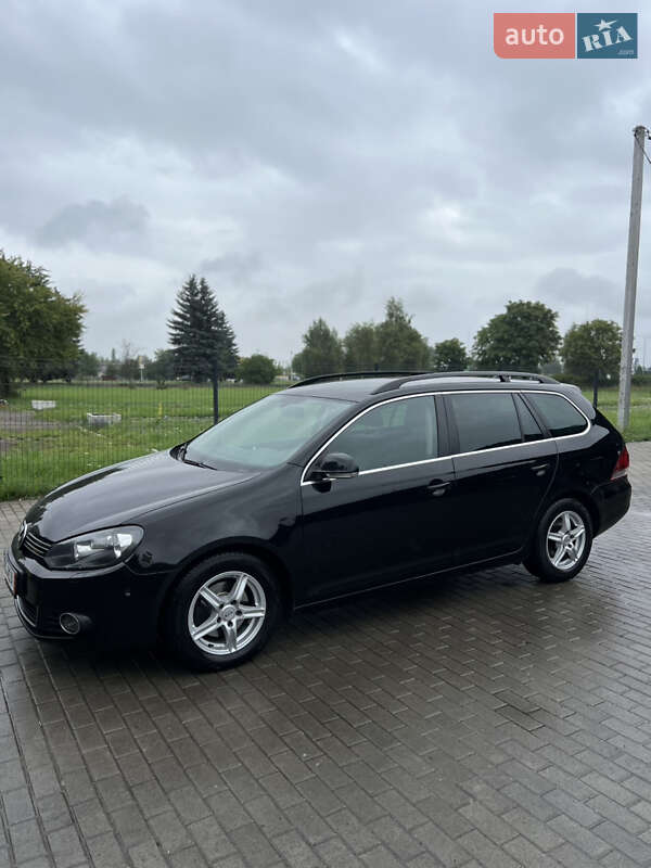 Универсал Volkswagen Golf 2011 в Ковеле
