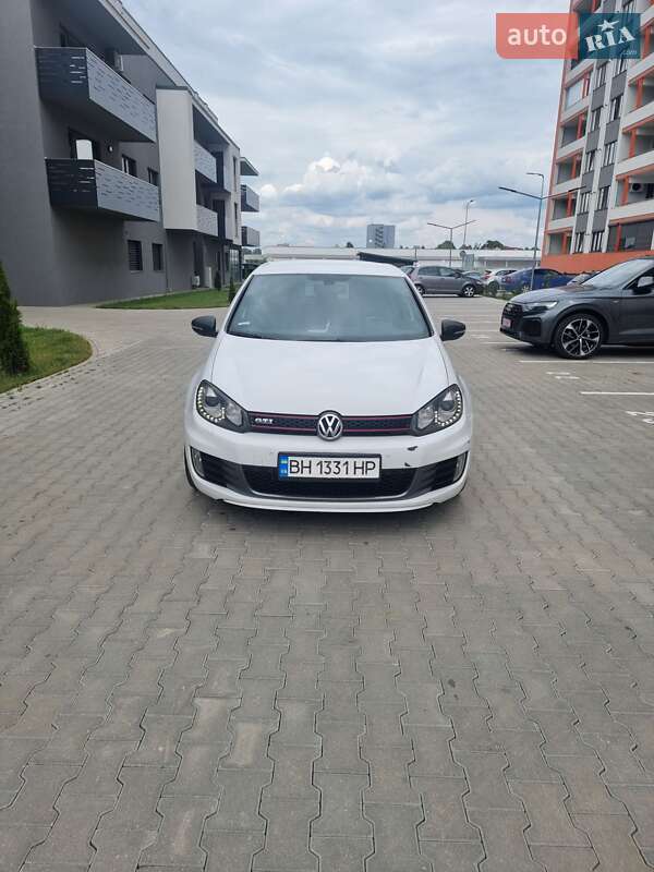 Хэтчбек Volkswagen Golf 2011 в Одессе