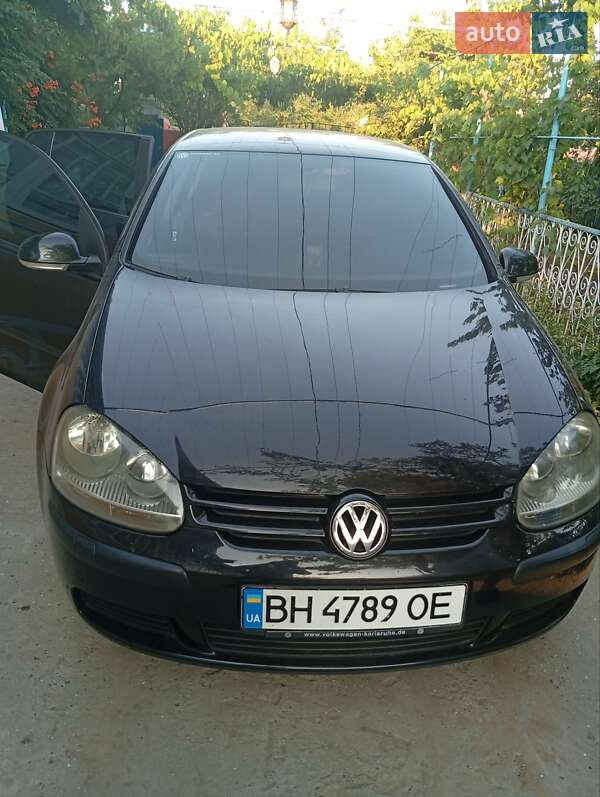 Volkswagen Golf 2004