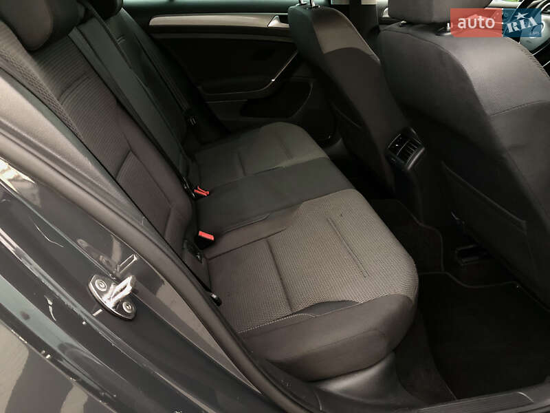 Универсал Volkswagen Golf 2014 в Мукачево