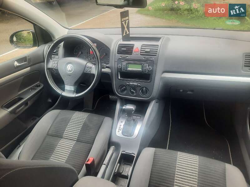 Volkswagen Golf 2009