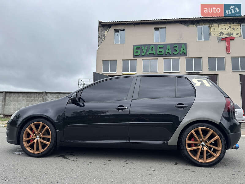 Хэтчбек Volkswagen Golf 2007 в Киеве