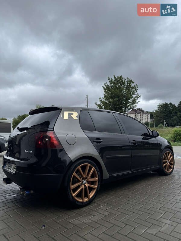 Хэтчбек Volkswagen Golf 2007 в Киеве