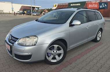 Універсал Volkswagen Golf 2008 в Сосницях