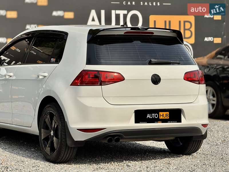 Хэтчбек Volkswagen Golf 2014 в Харькове