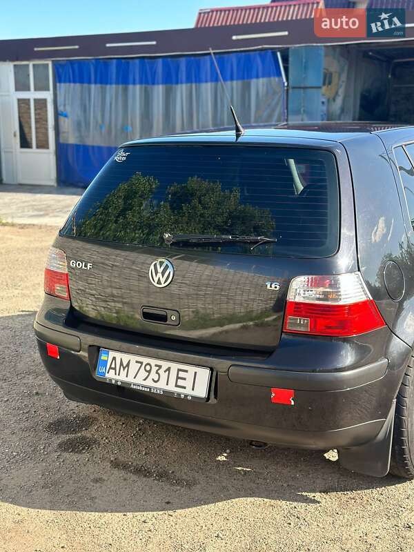 Хэтчбек Volkswagen Golf 1999 в Фастове