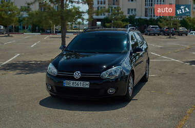 Универсал Volkswagen Golf 2011 в Николаеве