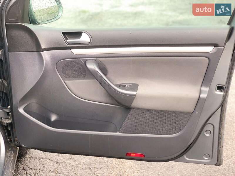 Хэтчбек Volkswagen Golf 2005 в Виннице фото 20 Хэтчбек Volkswagen Golf 2005 в Виннице