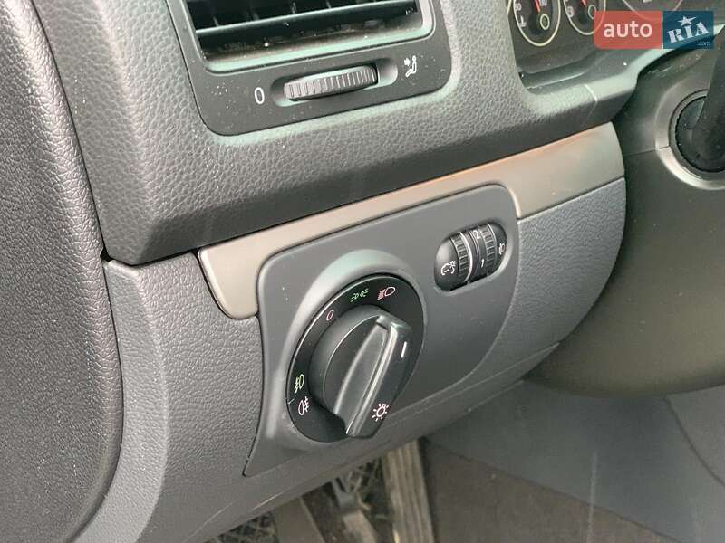 Хэтчбек Volkswagen Golf 2005 в Виннице фото 24 Хэтчбек Volkswagen Golf 2005 в Виннице