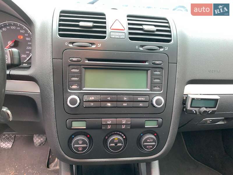 Хэтчбек Volkswagen Golf 2005 в Виннице фото 34 Хэтчбек Volkswagen Golf 2005 в Виннице