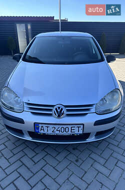 Хэтчбек Volkswagen Golf 2005 в Ивано-Франковске