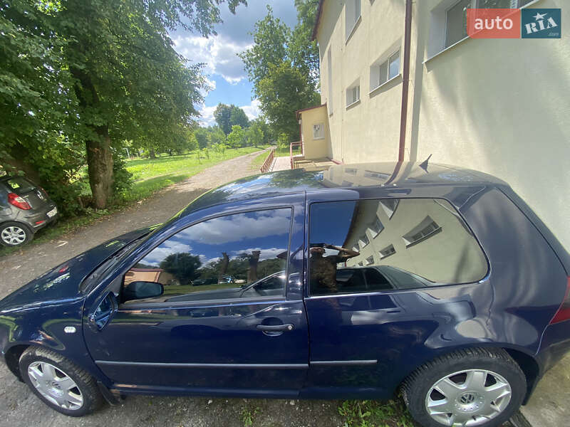 Хетчбек Volkswagen Golf 2000 в Хмельницькому