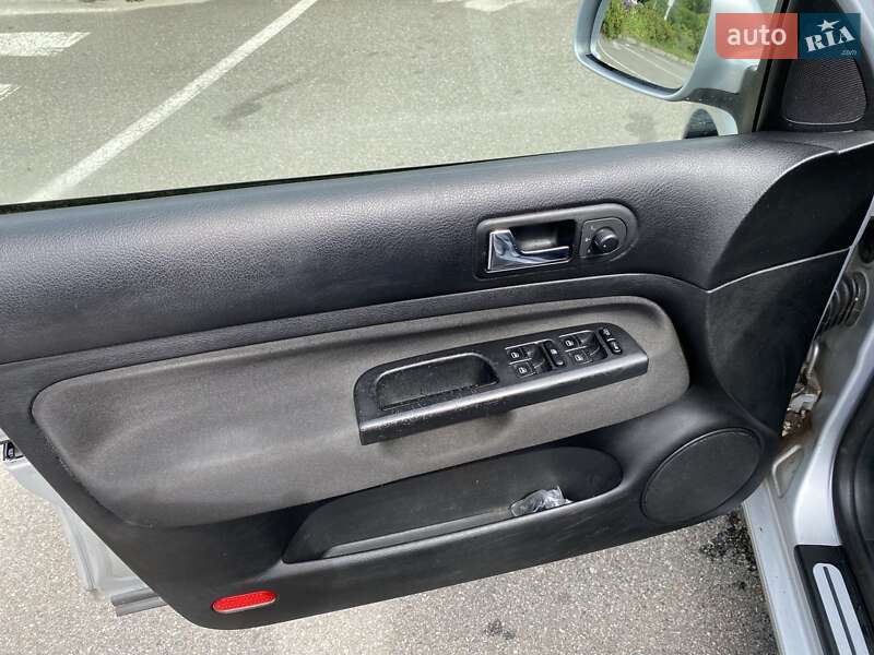 Універсал Volkswagen Golf 2006 в Вишгороді