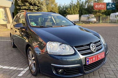 Универсал Volkswagen Golf 2008 в Ровно