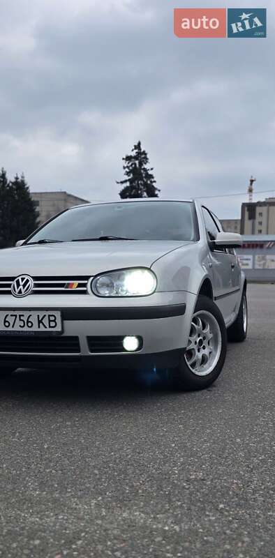 Volkswagen Golf 1998