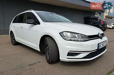 Универсал Volkswagen Golf 2020 в Львове