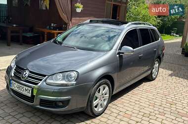 Универсал Volkswagen Golf 2009 в Дрогобыче