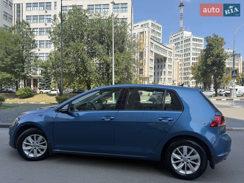 Volkswagen Golf 2015