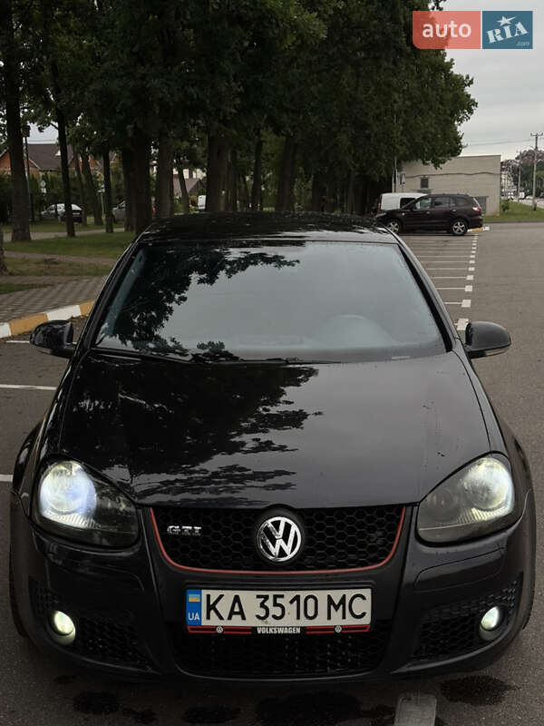 Volkswagen Golf 2004