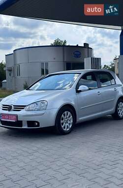 Хэтчбек Volkswagen Golf 2008 в Рокитном