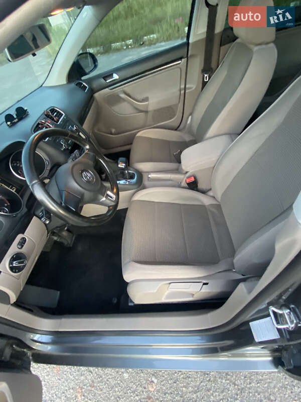 Универсал Volkswagen Golf 2009 в Житомире фото 23 Универсал Volkswagen Golf 2009 в Житомире