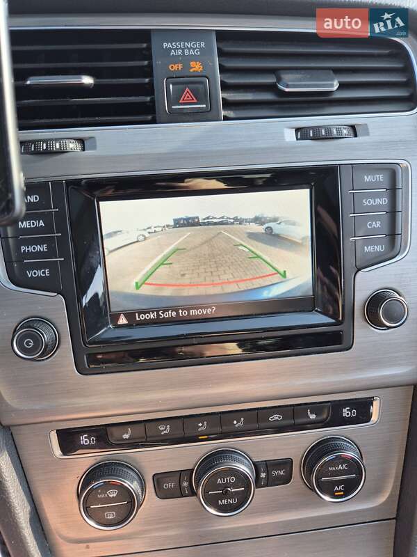 Хетчбек Volkswagen Golf 2015 в Вінниці