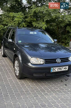 Универсал Volkswagen Golf 2003 в Львове