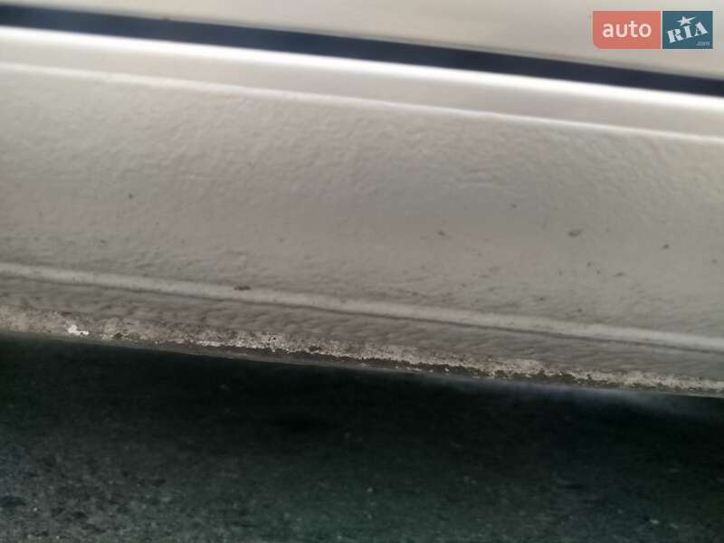 Хетчбек Volkswagen Golf 1999 в Києві