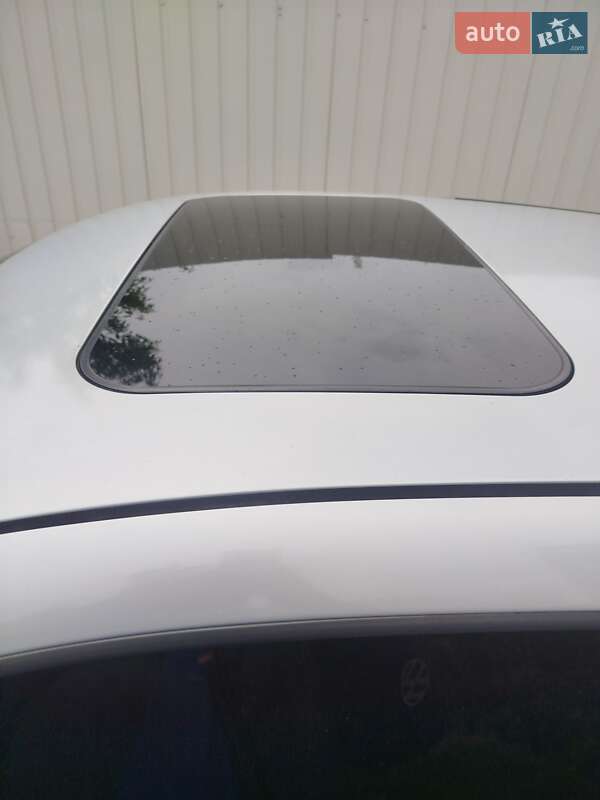 Хетчбек Volkswagen Golf 1999 в Києві