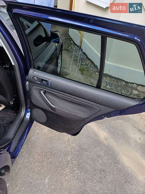 Хетчбек Volkswagen Golf 1999 в Хмельницькому