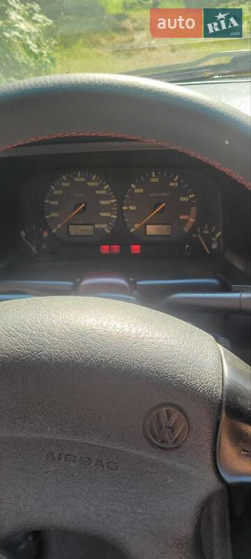 Універсал Volkswagen Golf 1996 в Чернівцях