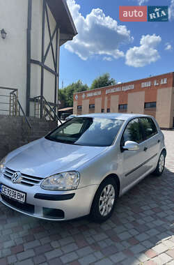 Хетчбек Volkswagen Golf 2003 в Рівному