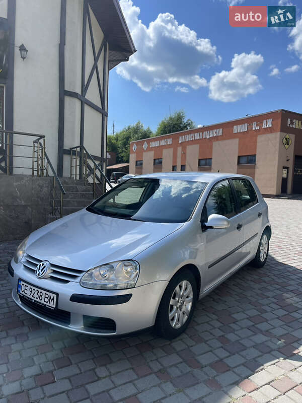 Volkswagen Golf 2003