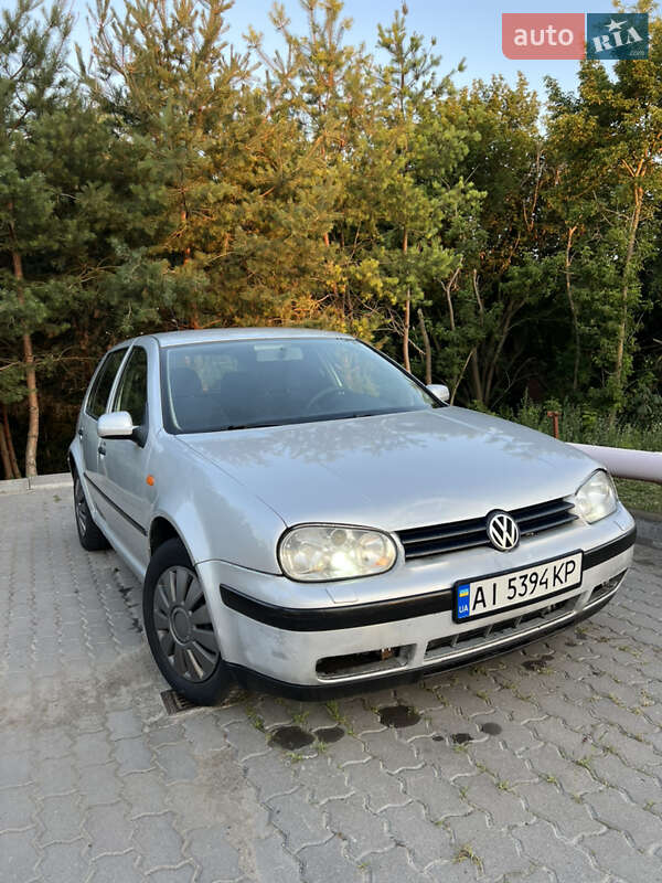 Volkswagen Golf 1998
