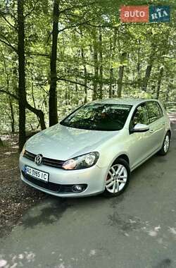 Хэтчбек Volkswagen Golf 2008 в Мукачево