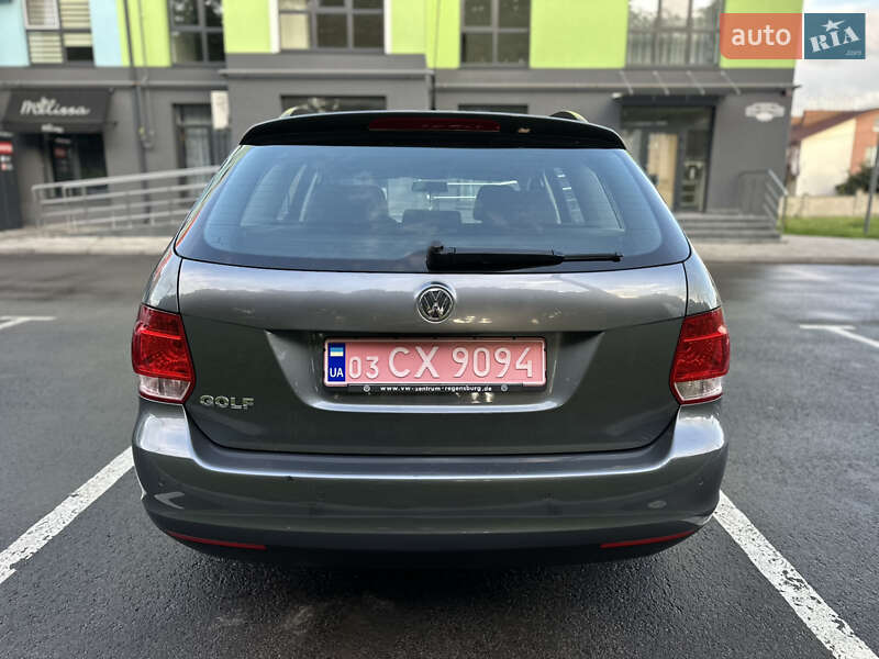 Універсал Volkswagen Golf 2008 в Рівному
