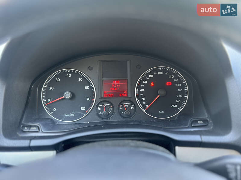 Універсал Volkswagen Golf 2008 в Рівному