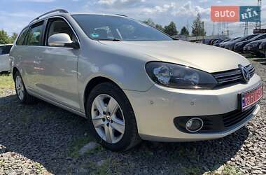 Универсал Volkswagen Golf 2010 в Луцке