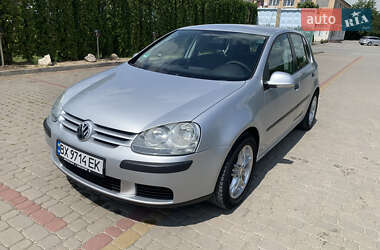 Хетчбек Volkswagen Golf 2005 в Дунаївцях