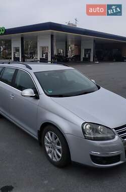 Універсал Volkswagen Golf 2008 в Дніпрі
