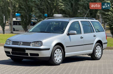 Универсал Volkswagen Golf 2000 в Черкассах