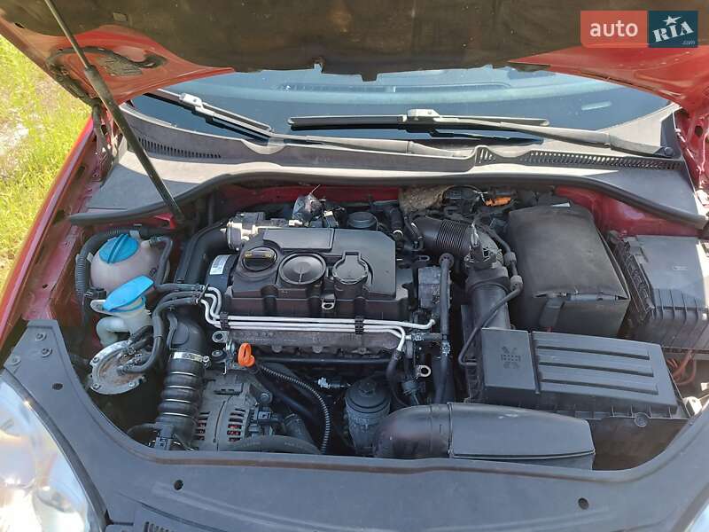 Універсал Volkswagen Golf 2008 в Рівному