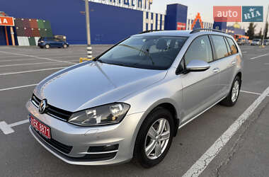 Универсал Volkswagen Golf 2016 в Каменец-Подольском