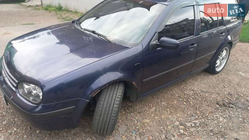 Универсал Volkswagen Golf 2000 в Черновцах