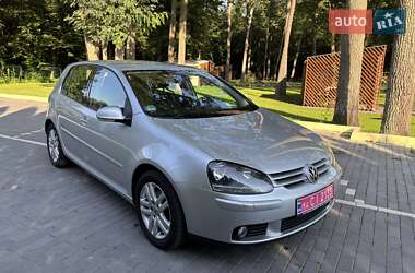 Хэтчбек Volkswagen Golf 2008 в Шепетовке