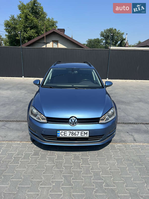 Універсал Volkswagen Golf 2015 в Чернівцях